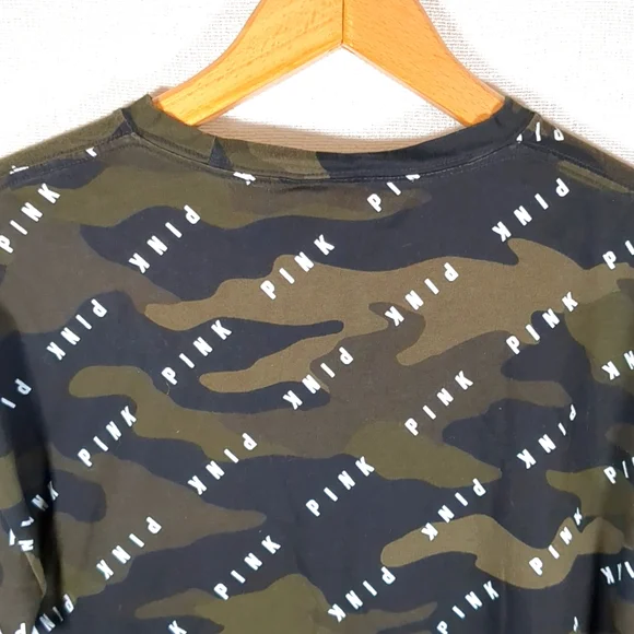 Victoria Secret PINK Camo Long Sleeve T Shirt W/ Pocket Size Small EUC - Picture 9 of 11